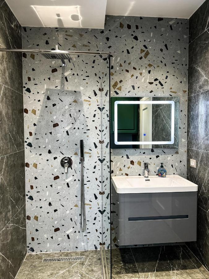 Tirana Getaway Apartments Bagian luar foto